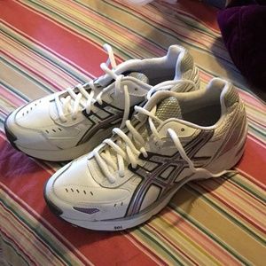 Asics Gel tennis shoes